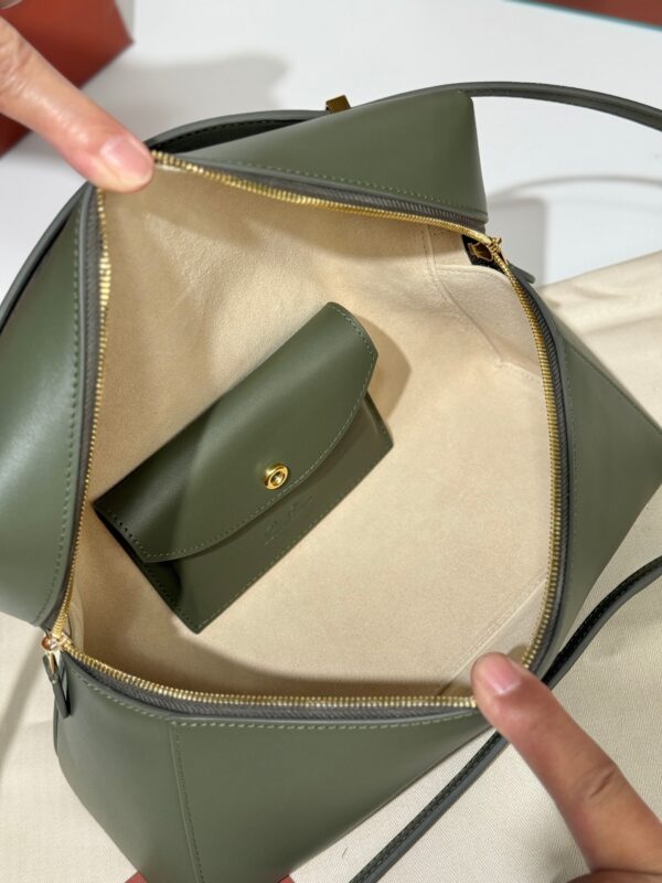 Loro Piana Extra Bag L27 Shoulder Bag – Saddle Leather (Green)