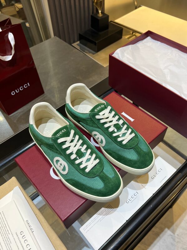 sy_no_BEC76850E6F48C4CD3425D62778C60C0_3 Gucci B Sneaker Green Fabric & Suede – Emerald Green / Ivory