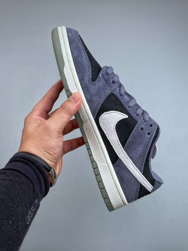 Nike SB Dunk Low Pro “Grey Black Suede / White Swoosh”