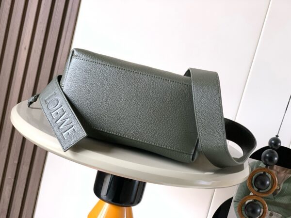 sy_no_C04C8FD23BBD0B8F6DF940D3AC39ABC7_2 Soft Grained Calfskin Loop Hobo Bag