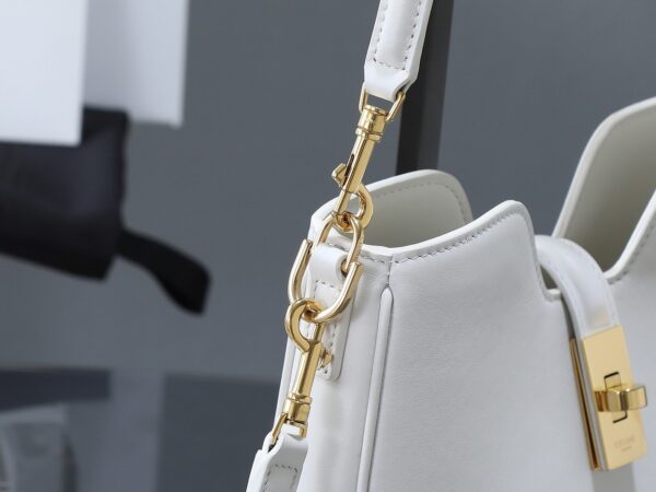 sy_no_C0852A10BFFB13B22C21F95F6A8D1095_3 Camille 16 Soft Hobo Bag