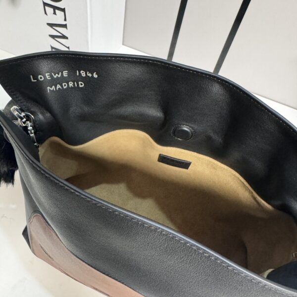 Loewe Lion Intarsio Flamenco Medium Bag – Glossy Calfskin Leather (Black)