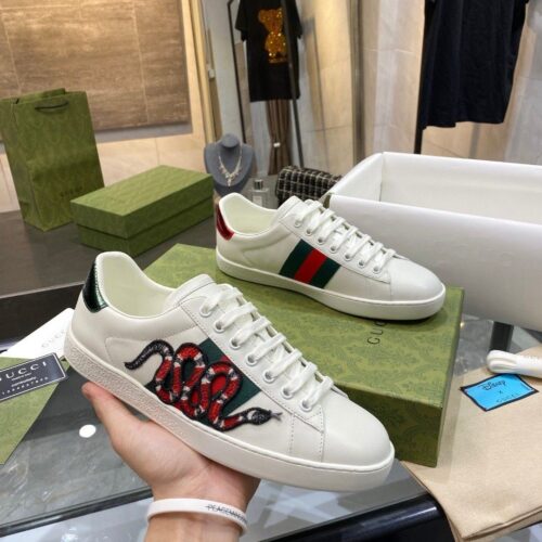 sy_no_C1D52799ADB565A52A10331F7A50462F_0 Gucci Ace Embroidered Kingsnake Sneaker – White / Multicolor