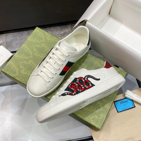 sy_no_C1D52799ADB565A52A10331F7A50462F_2 Gucci Ace Embroidered Kingsnake Sneaker – White / Multicolor