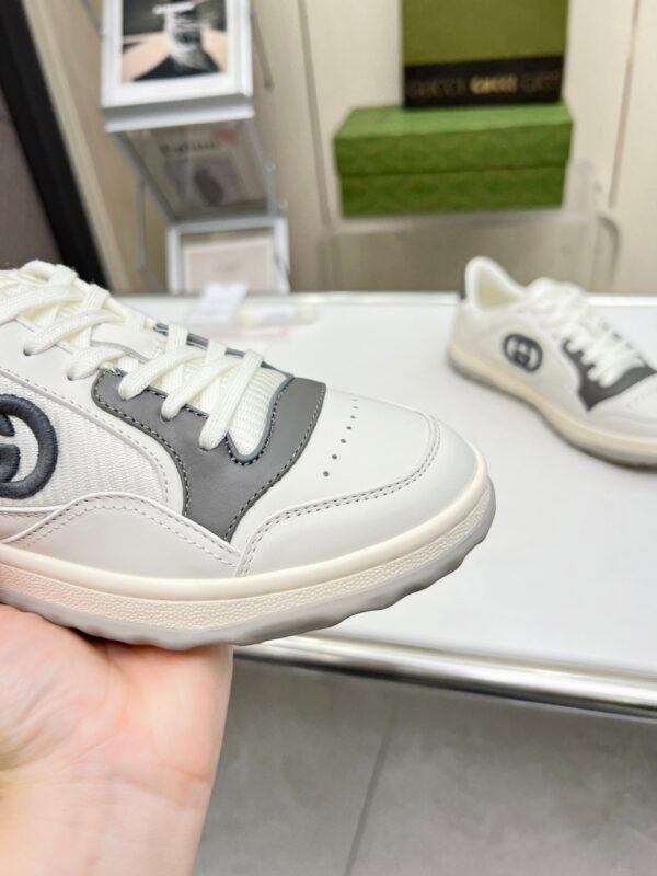 sy_no_C1D7E76E472274F3A4DD79D648607576_3 White & Gray Retro Tennis Sneakers