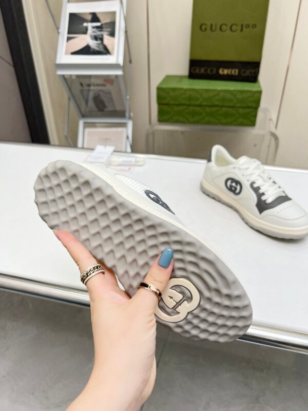 sy_no_C1D7E76E472274F3A4DD79D648607576_7 White & Gray Retro Tennis Sneakers