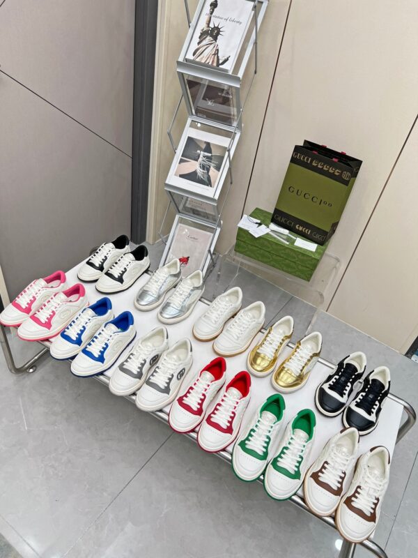 sy_no_C1D7E76E472274F3A4DD79D648607576_8 White & Gray Retro Tennis Sneakers