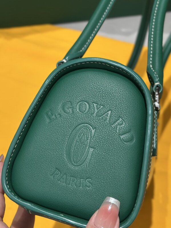 sy_no_C1DB047ED2D1C19F4E7463F26A7EF373_6 Goyard Bonbonnière Bag