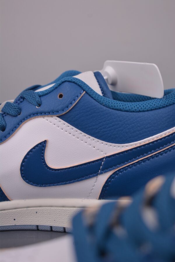 sy_no_C1E23A195B3DA36F4AF5E3EBC7E78F75_7 Air Jordan 1 Low – White / Deep Blue Retro Sneakers