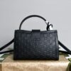 sy_no_C561CE865A700754EDBEDB7407B5FB37_1 Padlock Embossed Leather