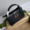 sy_no_C561CE865A700754EDBEDB7407B5FB37_12 Padlock Embossed Leather