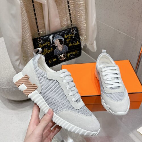 sy_no_C59BEEC42A190460B8240F94B2B753B8_0 Light Grey & Off-White Suede Mesh Lightweight Sneakers