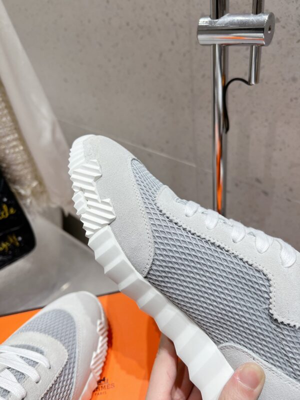 sy_no_C59BEEC42A190460B8240F94B2B753B8_6 Light Grey & Off-White Suede Mesh Lightweight Sneakers