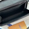 sy_no_C66DDCCBA52E143FCE6442CDB03E3329_7 Alpha Wearable Wallet – Grained Leather