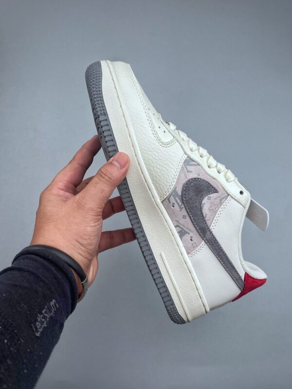 sy_no_C70EF2DECC69D62CA92F5B1A744CABF0_1 Nike Air Force 1 Low Custom Concept – Sail, Grey & Red Monogram Edition
