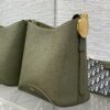 sy_no_C7DDF2FEA89348674A80867999E04921_5 Dior Medaillon Bucket Bag – New Spring/Summer Calfskin Shoulder Bag