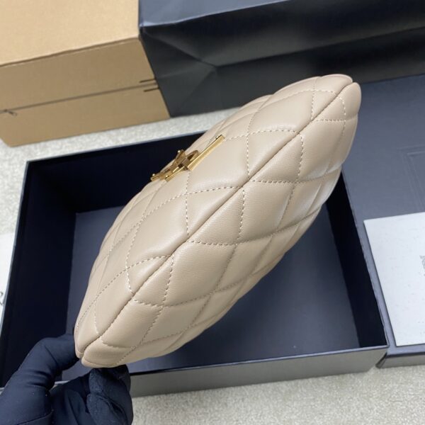 sy_no_C80A1533BAEEC97D1CA308FAAD7DDFD4_3 ICARE Baby Croissant Bag – Beige Nappa Lambskin & Gold