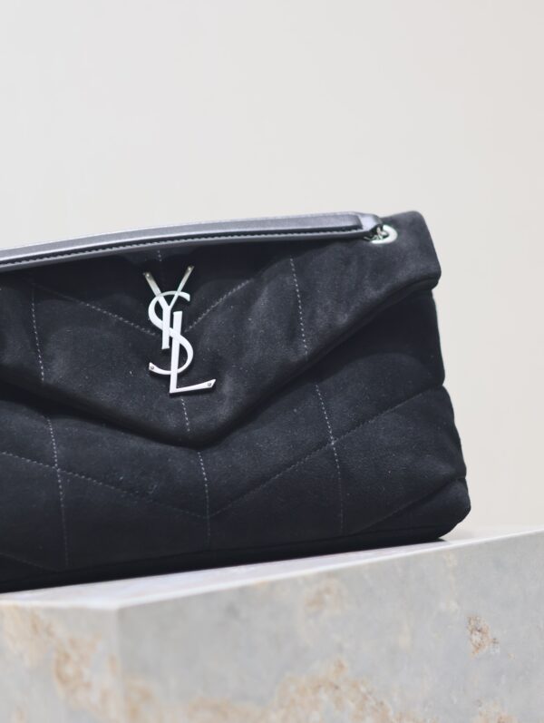 sy_no_C9D95C6A5CD4F741A7D8AC1C333305BA_2 YSL Loulou 29cm Shoulder Bag – Black Suede