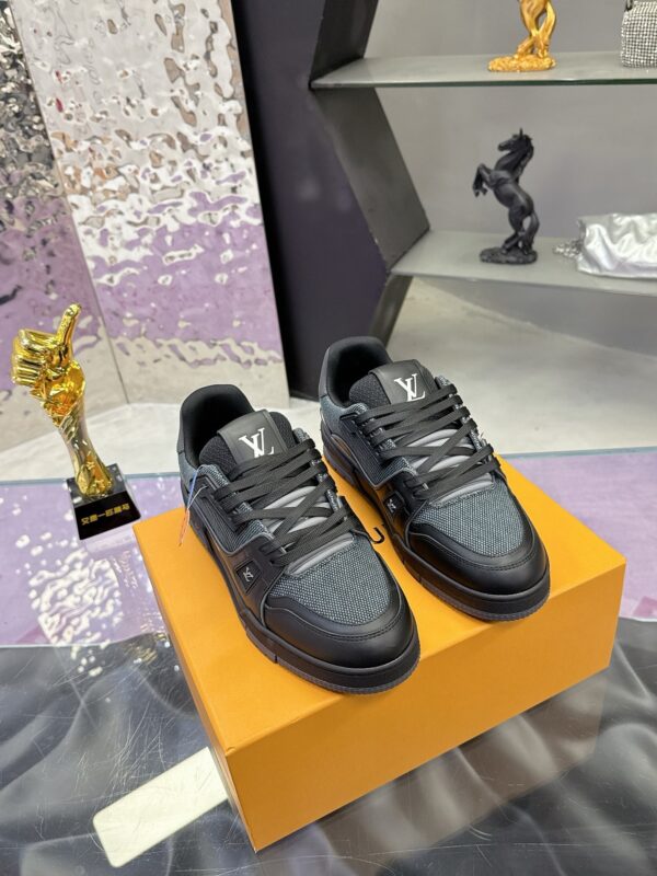 Louis Vuitton LV Trainer Maxi Black & Dark Grey Mixed-Material Sneakers