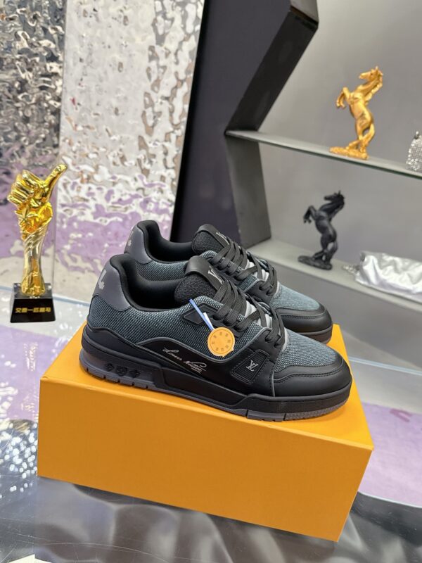 Louis Vuitton LV Trainer Maxi Black & Dark Grey Mixed-Material Sneakers
