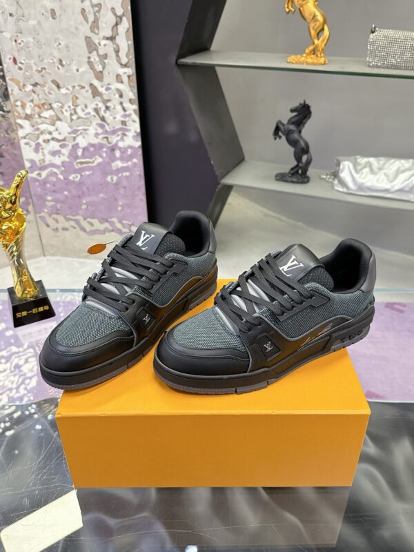 Louis Vuitton LV Trainer Maxi Black & Dark Grey Mixed-Material Sneakers