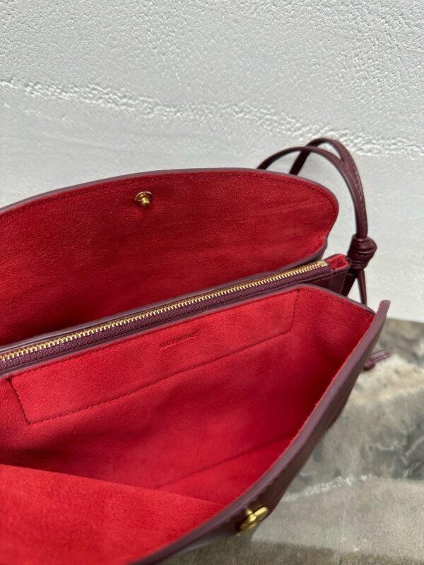 sy_no_CA7E6ACD012425DE6502A01AD414B3C7_7 Trio Flap Bag – Red