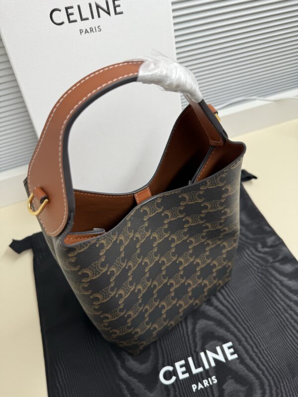 sy_no_CA822EE37E6C5597E2BFFB52C0F04D67_5 Celine Hobo Bag – Small