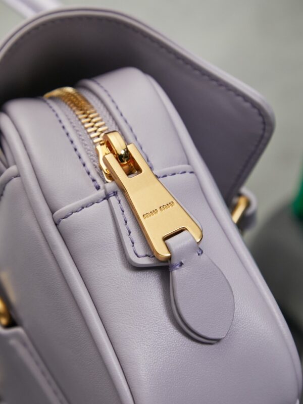 sy_no_CAA11B15AEDD2DFEEAD7F1EC4231949E_5 Miu Miu New Bowling-Style Shoulder Bag