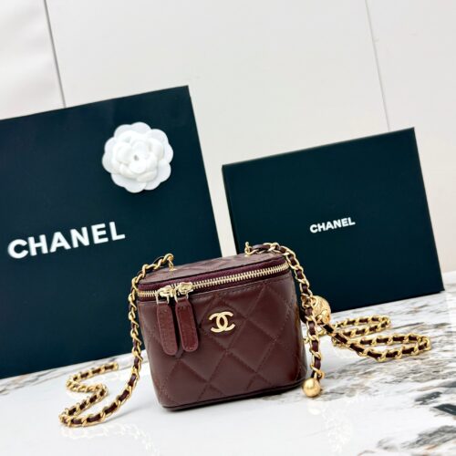 sy_no_CAAC3BA2B88FA3B0070FCEC426466677_0 Chanel 21C Mini Vanity Bag – Lambskin Leather with Adjustable Gold Ball Chain