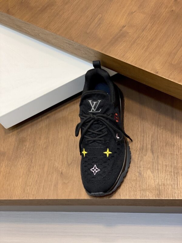 sy_no_CB49B368808A9B9629EF1EA616316D03_5 Louis Vuitton Black Knit Runner Sneaker with Multicolor Monogram Flowers