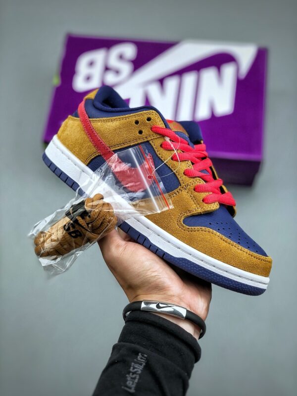 sy_no_CC53706B226C89E4F17783D38C9BBE4D_0 Nike SB Dunk Low Pro “Reverse Papa Bear”