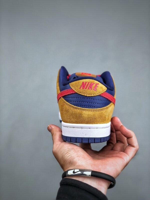 sy_no_CC53706B226C89E4F17783D38C9BBE4D_6 Nike SB Dunk Low Pro “Reverse Papa Bear”