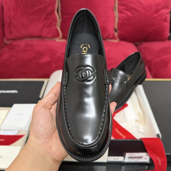Black Shiny Calfskin Embossed Loafers