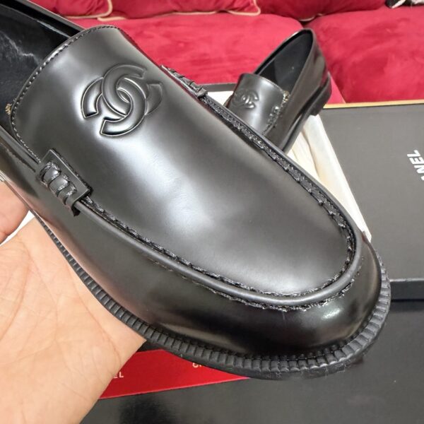 Black Shiny Calfskin Embossed Loafers