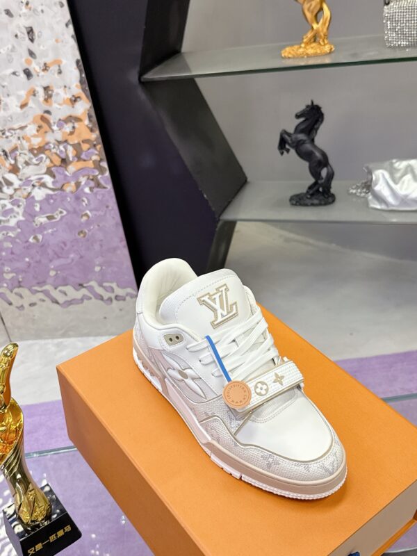 sy_no_CD95B56E2026DABA7E6A05498B911956_5 Louis Vuitton LV Trainer Strap White & Beige/Cream Retro Sneakers
