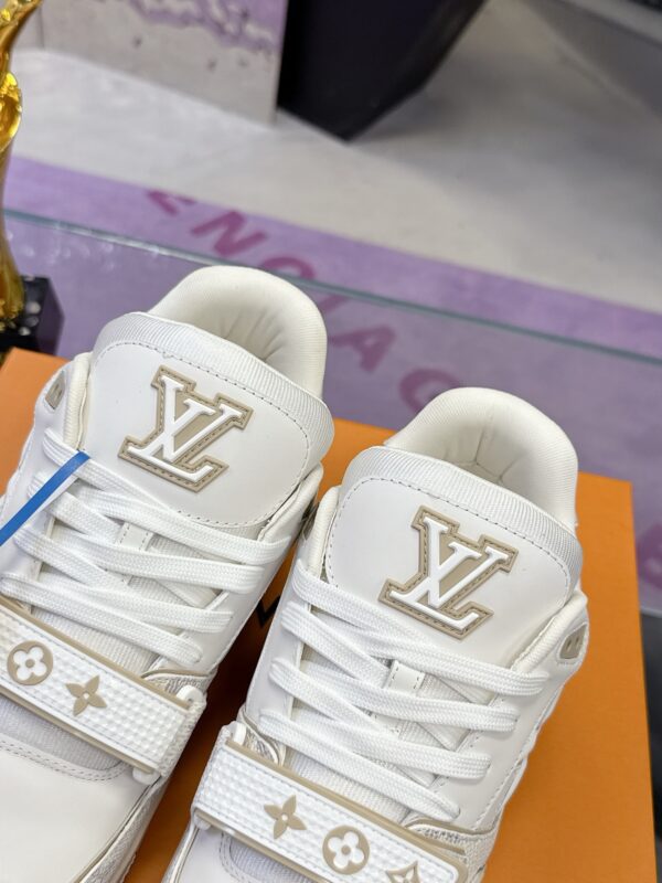 sy_no_CD95B56E2026DABA7E6A05498B911956_7 Louis Vuitton LV Trainer Strap White & Beige/Cream Retro Sneakers