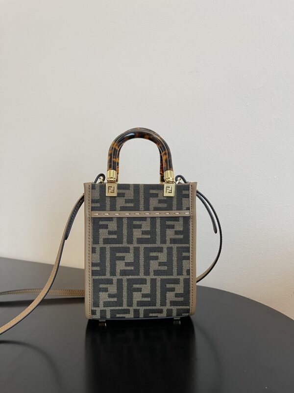 sy_no_CDBD93DF1F3564A6F0EB7FE1B8328251_0 Fendi Sunshine Mini Tote – Tortoiseshell Handle