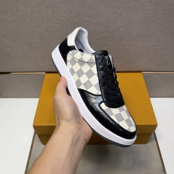 sy_no_CE0381FB3E4233867F45C6FAF9EDFC55_5 Louis Vuitton LV Court / Riviera Black & White Damier Low-Top Sneakers