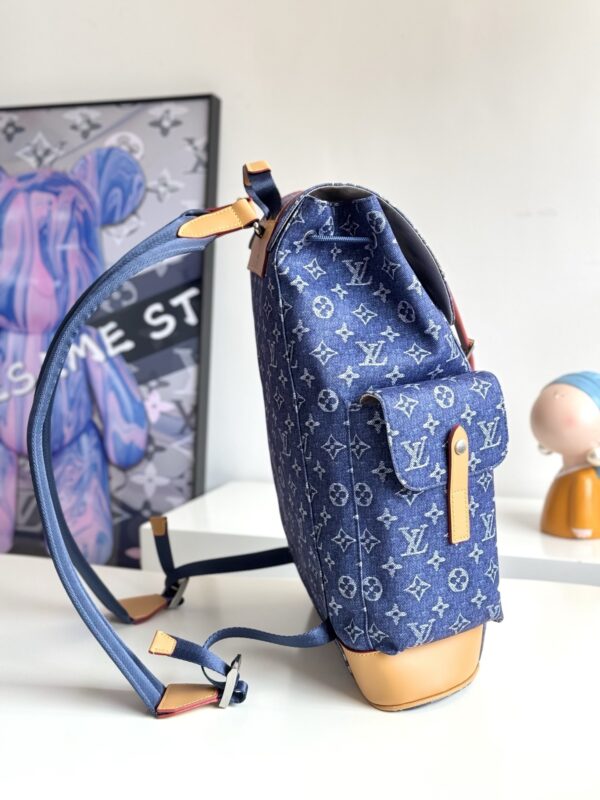 sy_no_CEFBE11D093C475D1DAB74F75B75CF24_1 Louis Vuitton Christopher MM Backpack – Monogram Flower Denim