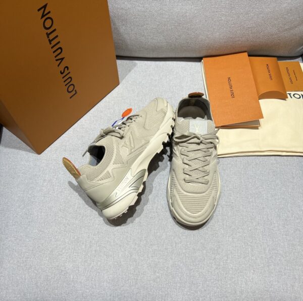 sy_no_CF4B829AD0C2442D37F2A2F359CB66F2_5 Taupe, Grey Khaki & Champagne Gold Technical Dad Sneakers