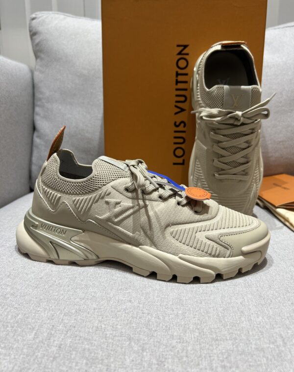 sy_no_CF4B829AD0C2442D37F2A2F359CB66F2_8 Taupe, Grey Khaki & Champagne Gold Technical Dad Sneakers
