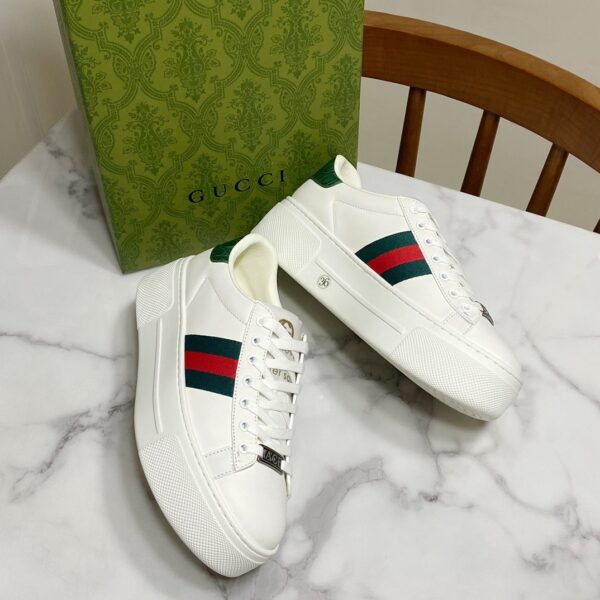 sy_no_CF992980856849F4AC14999968E858F6_8 Gucci Women's Ace Platform Sneaker – White / Green / Red