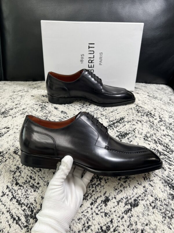 Black Venezia Leather Apron-Toe Derby Shoes
