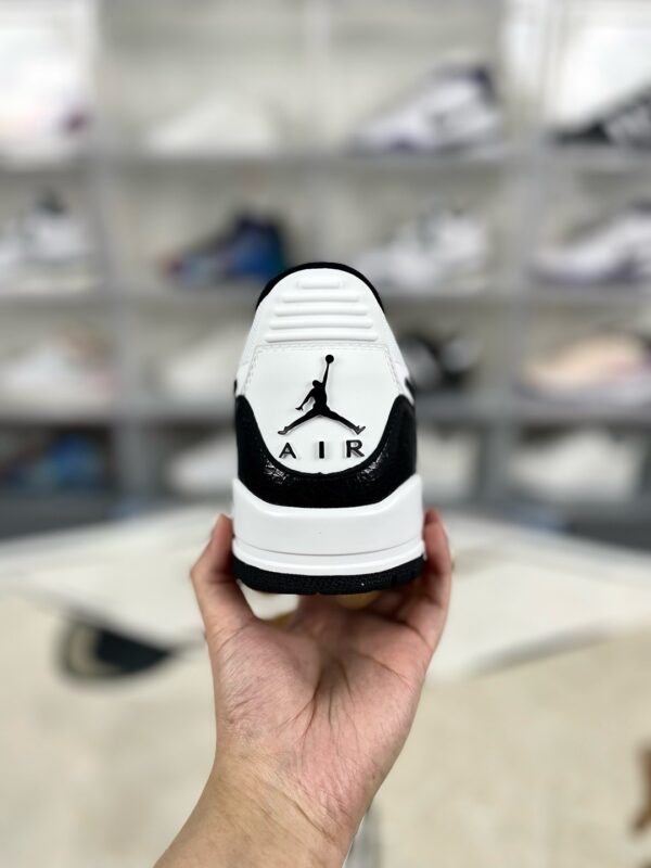 sy_no_D021B8B6242D725913CDE25E55EAE711_2 Jordan Legacy 312 Low "White/Black" Panda Retro Basketball Sneakers