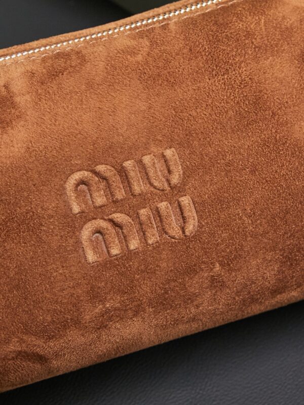 sy_no_D078A6160FCF43D26ADDC0824600867C_5 Caramel Brown Suede Cylindrical Underarm Shoulder Bag