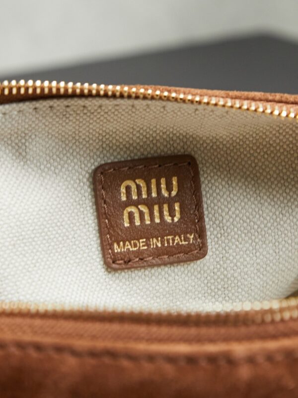 sy_no_D078A6160FCF43D26ADDC0824600867C_8 Caramel Brown Suede Cylindrical Underarm Shoulder Bag