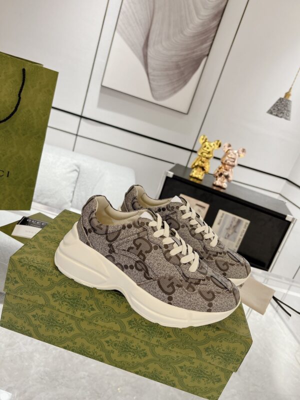 sy_no_D150456A1E99053AF3E901DFBD2BB804_0 Gucci Rhyton GG Canvas Sneaker – Beige / Ebony