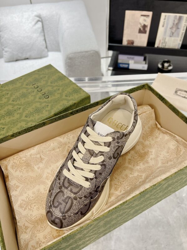 sy_no_D150456A1E99053AF3E901DFBD2BB804_4 Gucci Rhyton GG Canvas Sneaker – Beige / Ebony