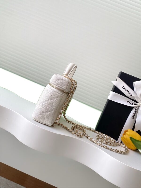 Chanel Caviar Leather Box Bag with Top Handle (Size 25)