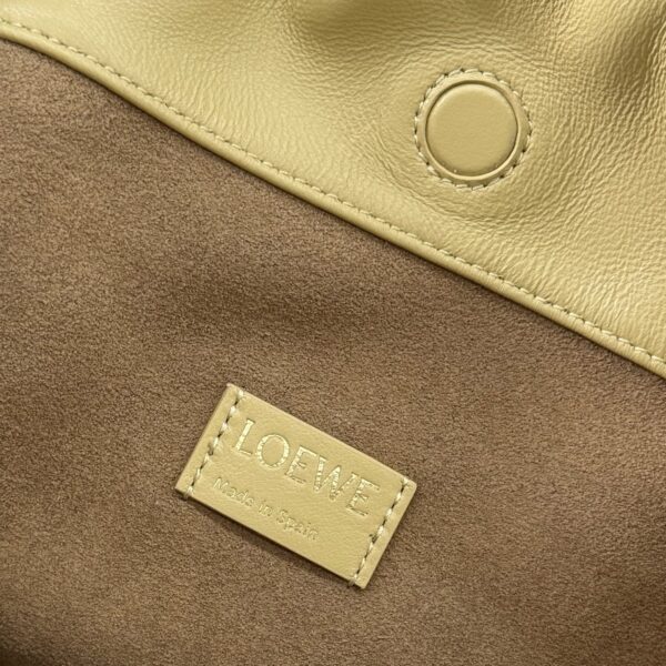 sy_no_D2CA85CBBA778AA70C03D6C9D2C4CDB6_8 Loewe Flamenco Purse – Soft Nappa Lambskin Leather